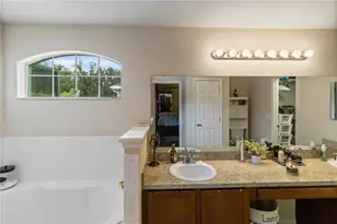 4562 Fairway Oaks Dr, Mulberry, FL 33860 - Photo 19