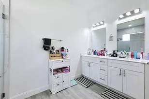 3312 72nd St W, Lehigh Acres, FL 33971 - Photo 29