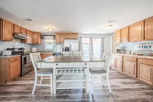 729 E Lake Ave, Eagle Lake, FL 33839 - Photo 17