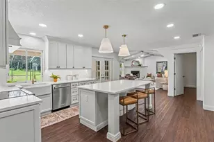 1631 Lakewood Dr S, Lakeland, FL 33813 - Photo 3