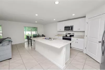 3715 Capri Coast Drive, Plant City, FL 33565 - Photo 9