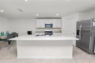 3715 Capri Coast Dr, Plant City, FL 33565 - Photo 5