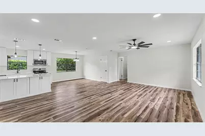 1311 Northglen Lane, Lakeland, FL 33813 - Photo 9