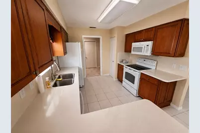 3526 Innisbrook Drive, Lakeland, FL 33810 - Photo 9