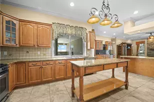 3611 N Forbes Rd, Plant City, FL 33565 - Photo 5
