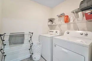 35704 Doveland Dr, Zephyrhills, FL 33541 - Photo 25