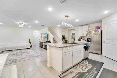35704 Doveland Drive, Zephyrhills, FL 33541 - Photo 13