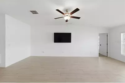 35029 Brackett Bend, Zephyrhills, FL 33541 - Photo 15