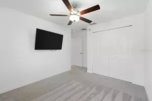 35029 Brackett Bnd, Zephyrhills, FL 33541 - Photo 25