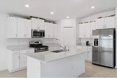 35029 Brackett Bend, Zephyrhills, FL 33541 - Photo 19
