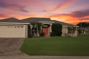 265 Majestic Gardens Ln, Winter Haven, FL 33880 - Photo 1