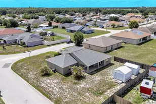 265 Majestic Gardens Ln, Winter Haven, FL 33880 - Photo 3