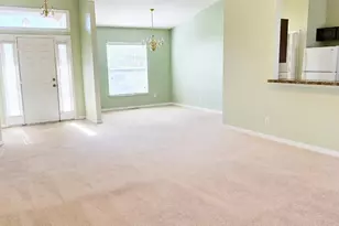 265 Majestic Gardens Ln, Winter Haven, FL 33880 - Photo 9