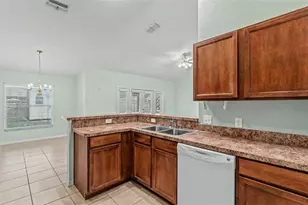 265 Majestic Gardens Ln, Winter Haven, FL 33880 - Photo 7