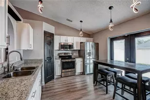 30257 Birdhouse Dr, Wesley Chapel, FL 33545 - Photo 11