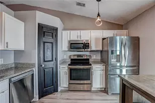30257 Birdhouse Dr, Wesley Chapel, FL 33545 - Photo 15