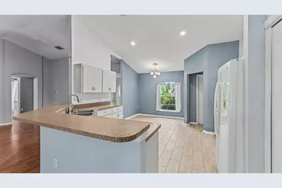 8202 Westmont Terrace Drive, Lakeland, FL 33810 - Photo 33