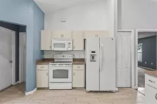8202 Westmont Terrace Dr, Lakeland, FL 33810 - Photo 29