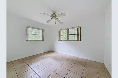 6330 Emerson Avenue S, Saint Petersburg, FL 33707 - Photo 17