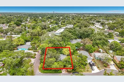 6330 Emerson Avenue S, Saint Petersburg, FL 33707 - Photo 1