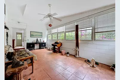 6330 Emerson Avenue S, Saint Petersburg, FL 33707 - Photo 33