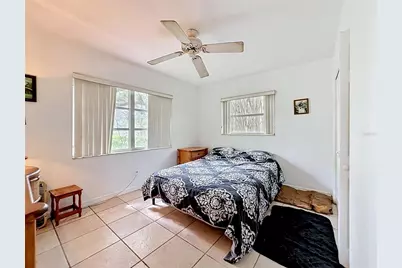 6330 Emerson Avenue S, Saint Petersburg, FL 33707 - Photo 21