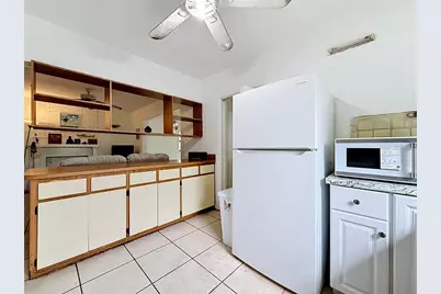 6330 Emerson Avenue S, Saint Petersburg, FL 33707 - Photo 15