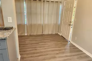 1040 Ruby St, Lakeland, FL 33815 - Photo 5