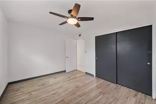 528 S Larry Cir, Brandon, FL 33511 - Photo 29