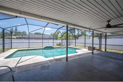 528 S Larry Circle, Brandon, FL 33511 - Photo 31