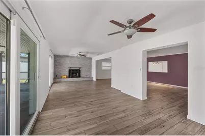 528 S Larry Circle, Brandon, FL 33511 - Photo 17