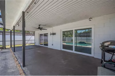 528 S Larry Circle, Brandon, FL 33511 - Photo 33