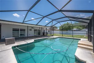 528 S Larry Cir, Brandon, FL 33511 - Photo 35