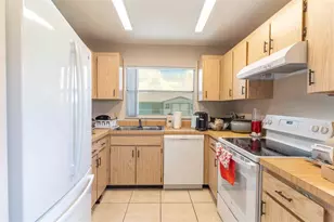 443 Ball Ct, Kissimmee, FL 34759 - Photo 5