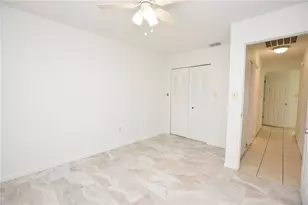 1019 Buccaneer Dr, Lakeland, FL 33801 - Photo 15