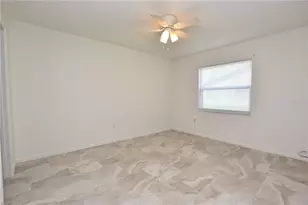 1019 Buccaneer Dr, Lakeland, FL 33801 - Photo 17