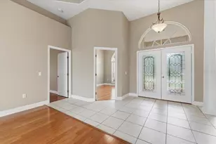 2280 Chesterfield Cir, Lakeland, FL 33813 - Photo 5