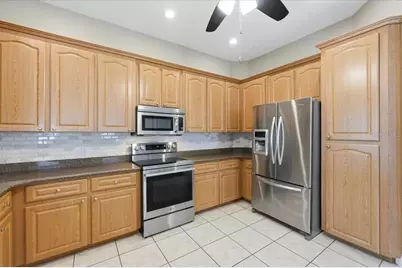 2280 Chesterfield Circle, Lakeland, FL 33813 - Photo 13