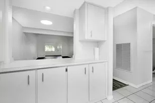 2025 Sylvester Rd, Lakeland, FL 33803 - Photo 9