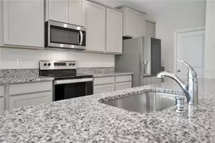 3504 Crescent Peak Wy, Plant City, FL 33565 - Photo 7