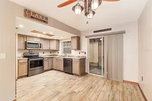 1920 E Edgewood Dr, Lakeland, FL 33803 - Photo 9