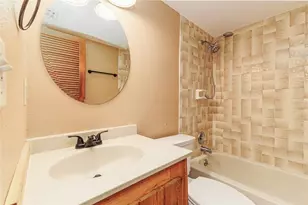 1920 E Edgewood Dr, Lakeland, FL 33803 - Photo 13