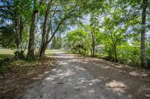 2210 D R Bryant Rd, Lakeland, FL 33810 - Photo 13