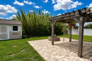 1590 Doves View Cir, Auburndale, FL 33823 - Photo 35