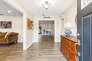 2018 High Glen Ct N, Lakeland, FL 33813 - Photo 9