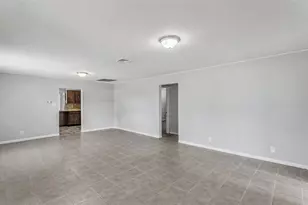 5353 7th St SE, Lakeland, FL 33812 - Photo 7