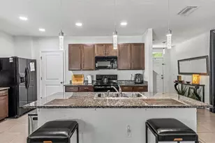 3509 Diamond Leaf Ct, Valrico, FL 33594 - Photo 7