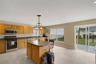 8722 Fort Socrum Village Pl, Lakeland, FL 33810 - Photo 7