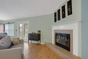 8722 Fort Socrum Village Pl, Lakeland, FL 33810 - Photo 11
