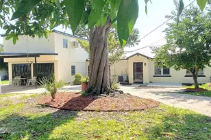 912 Lake Jessie Dr, Winter Haven, FL 33881 - Photo 1